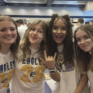 Meet your Posher, Abigail